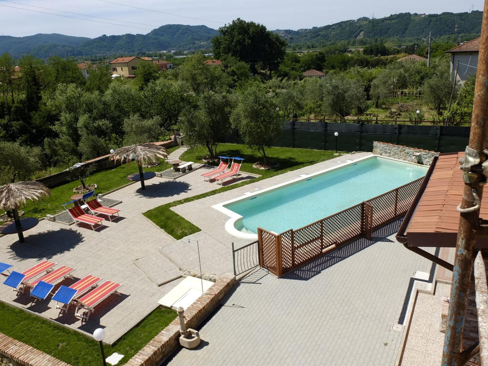 La Fonda Casa Vacanze-Appartamenti Con Piscina サント・ステーファノ・ディ・マグラ エクステリア 写真